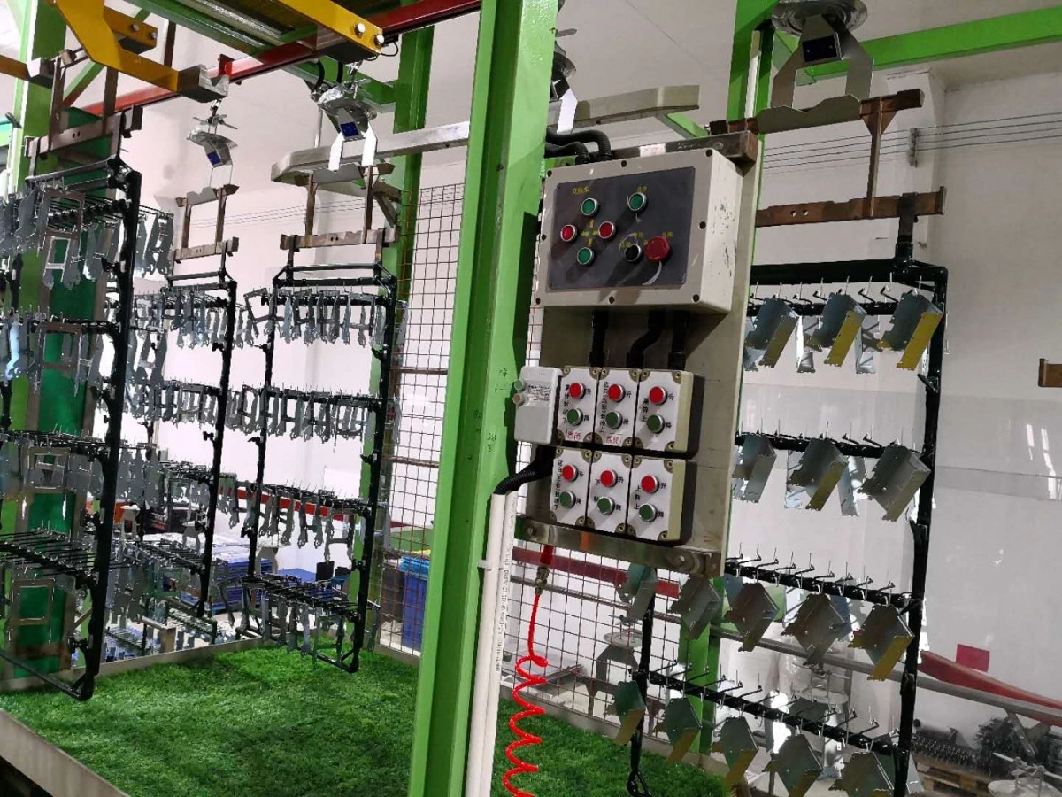 Local control equipment on a vertical lifting electroplating line